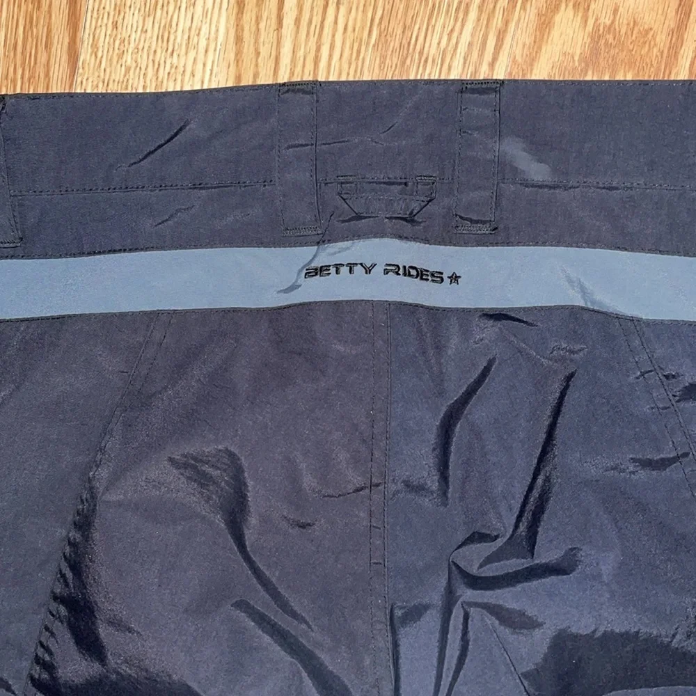Betty Rides snow pants elements - Picture 6 of 7